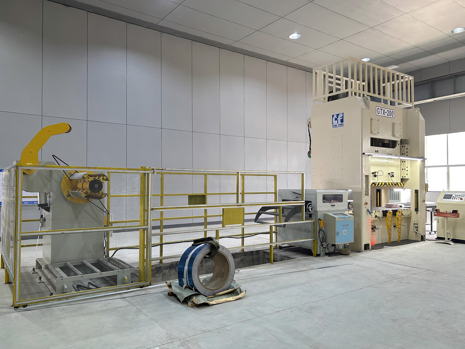 モール生産設備 Molding Equipment